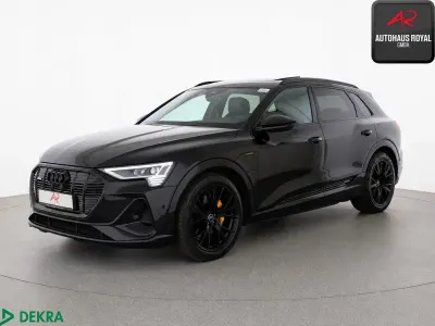 Gebraucht Audi e-tron S-Line 300 kW (408 PS) 2023 Mythosschwarz SUV