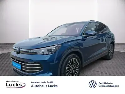Gebraucht VW Tiguan Elegance 150 PS (110 kW) 2025 Nightshade blue metallic SUV