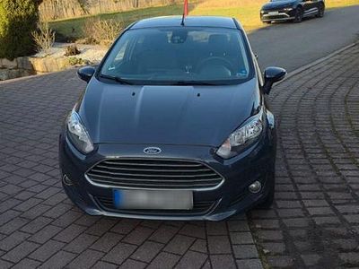 Second-hand Ford Fiesta Trend 65 CP (47 kW) 2013 Andere farben Hatchback