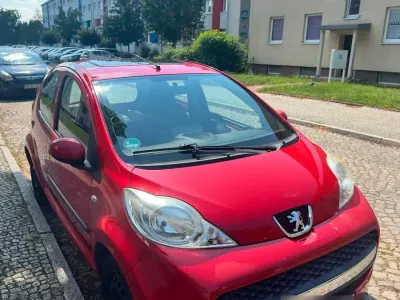Gebraucht Peugeot 107 68 PS (50 kW) 2009 Rot Kleinwagen