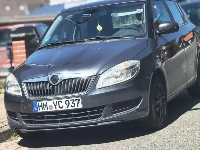 Używany Skoda Fabia 75 KM (55 kW) 2012 Szary Hatchback