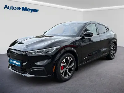 Usata Ford Mustang Mach-E 197 kW (269 CV) 2021 Nero SUV