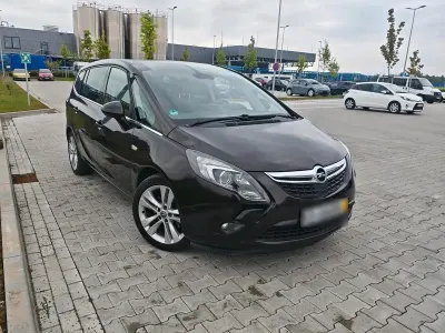 Gebraucht Opel Zafira Tourer 170 PS (125 kW) 2016 Braun Van / Kleinbus