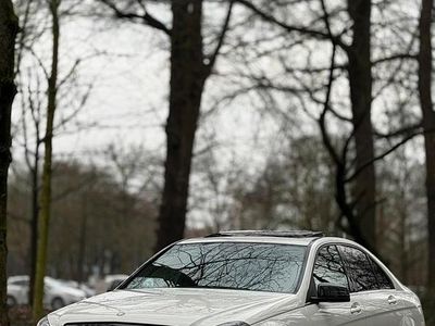 Gebraucht Mercedes C250 204 PS (150 kW) 2012 Weiß Limousine