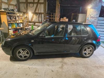 Gebraucht VW Golf IV 105 PS (77 kW) 2000 Schwarz Kleinwagen