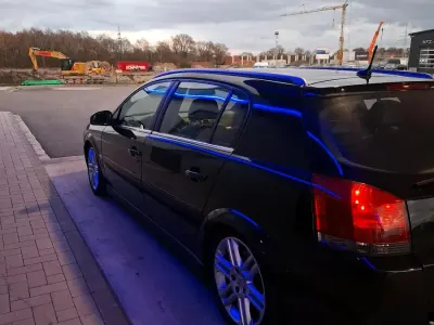 Gebraucht Opel Signum 179 PS (131 kW) 2004 Schwarz Kleinwagen