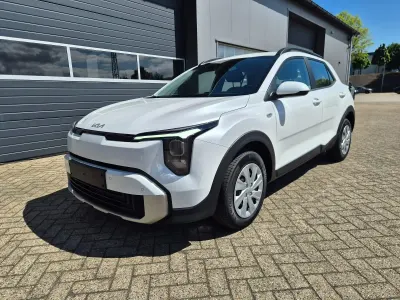Neu Kia Stonic 116 PS (85 kW) 2026 Snow white pearl SUV