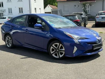 Gebraucht Toyota Prius Comfort 98 PS (72 kW) 2016 Dark blue m m Kleinwagen