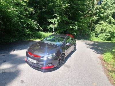 Opel Astra GTC