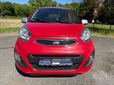 Gebraucht Kia Picanto FIFA World Cup Edition 86 PS (63 kW) 2013 Rot Kleinwagen