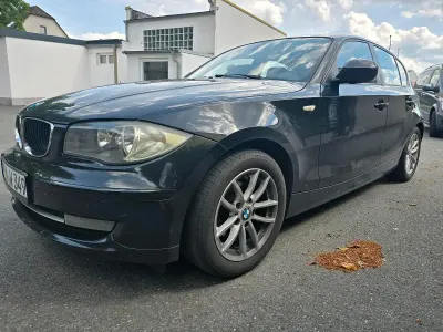 Gebraucht BMW 118 143 PS (105 kW) 2010 Schwarz Kleinwagen
