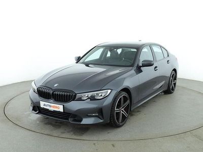 Gebraucht BMW 330 Sport Line 258 PS (189 kW) 2019 Grau Limousine