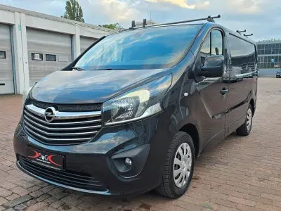 Gebraucht Opel Vivaro 116 PS (85 kW) 2014 Schwarz Van / Kleinbus
