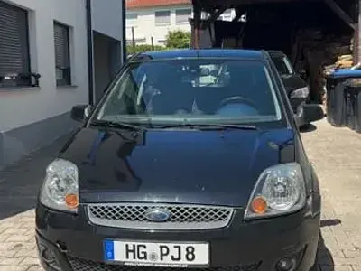 Gebraucht Ford Fiesta 69 PS (50 kW) 2008 Blau Kleinwagen
