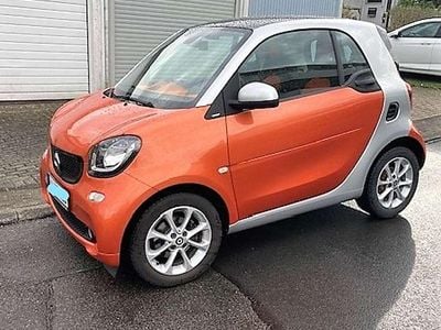 Gebraucht Smart ForTwo Coupé Passion 75 PS (55 kW) 2019 Orange Coupé