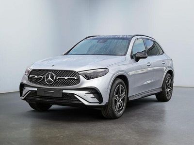 Usata Mercedes GLC200 AMG 204 CV (150 kW) 2026 Argento SUV