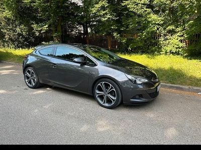 Opel Astra GTC