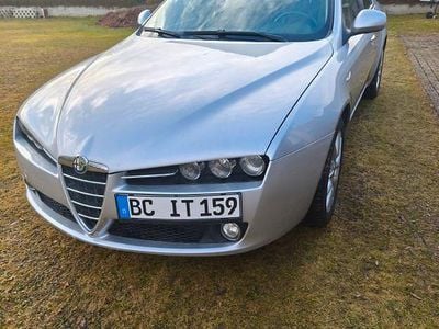 Schwarz Gebraucht 2006 Alfa Romeo 159 Distinctive Limousine | 4.250 € (Teuer)