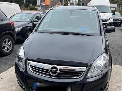 Gebraucht Opel Zafira Family 125 PS (91 kW) 2013 Schwarz Van / Kleinbus