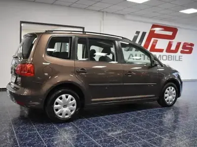 Usata VW Touran 105 CV (77 kW) 2015 Marrone Monovolume