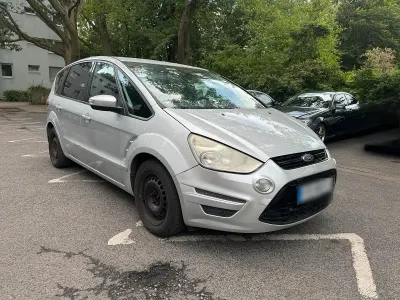 Gebraucht Ford S-MAX S 2012 Silber Van / Kleinbus