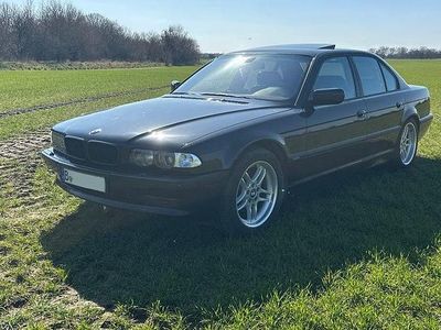 Gebraucht BMW 740 Shadowline 286 PS (210 kW) 2001 Schwarz Limousine