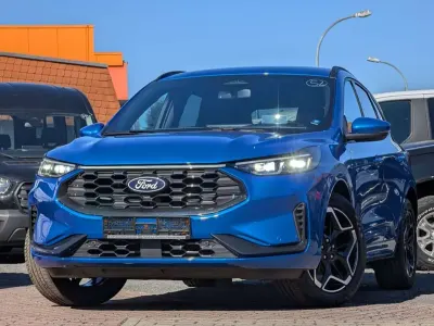 Gebraucht Ford Kuga ST-Line 151 PS (111 kW) 2025 Desert island blue metallic SUV