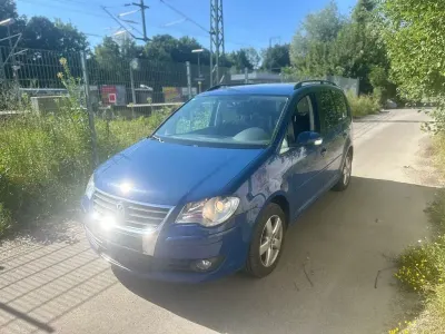 Gebraucht VW Touran United 105 PS (77 kW) 2008 Blau Van / Kleinbus
