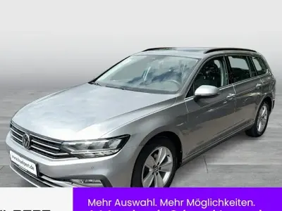 Gebraucht VW Passat Business 200 PS (147 kW) 2023 Pyritsilber metallic Kombi