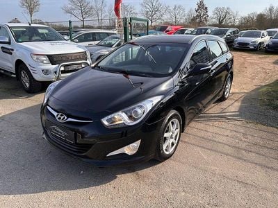 Gebraucht Hyundai i40 Edition 135 PS (99 kW) 2013 Schwarz Kombi