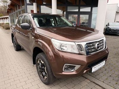 Gebraucht Nissan Navara Acenta 190 PS (139 kW) 2022 Earth bronze (m) Abholung