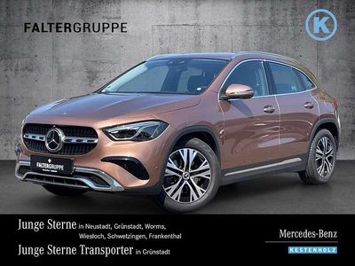 Gebraucht Mercedes GLA220 Progressive 190 PS (139 kW) 2023 Roségold SUV