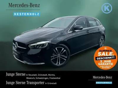 Gebraucht Mercedes B200 Progressive 163 PS (119 kW) 2024 Kosmosschwarz Kleinwagen