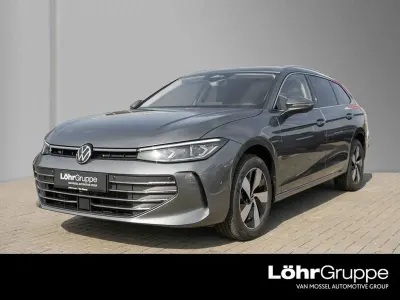 Gebraucht VW Passat Business 150 PS (110 kW) 2026 Grau Kombi