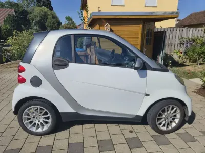 Gebraucht Smart ForTwo Coupé Passion 84 PS (61 kW) 2009 Weiß Coupé