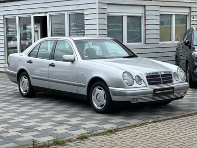 gebraucht Mercedes E200 Classic Limousine Neu Tüv!