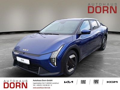 Blau Neu 2026 Kia EV4 Earth Limousine | 48.990 € (Etwas zu teuer)