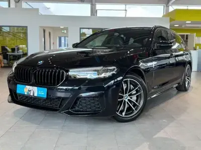Gebraucht BMW 540 M Sport 333 PS (244 kW) 2022 Schwarz Kombi