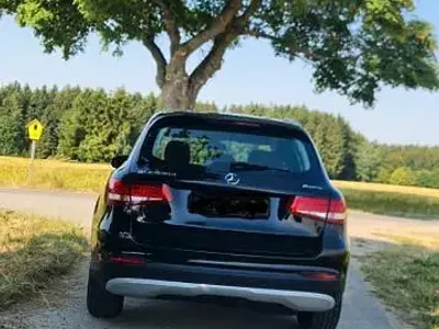Gebraucht Mercedes GLC220 170 PS (125 kW) 2019 Schwarz SUV