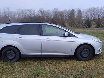 Gebraucht Ford Focus 101 PS (74 kW) 2014 Silber Kombi