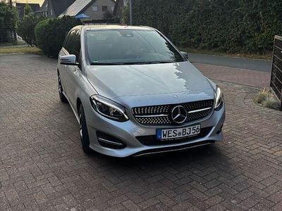 Mercedes B220