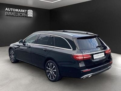 Gebraucht Mercedes E300 306 PS (225 kW) 2020 Ung. schwarz  unilack Kombi