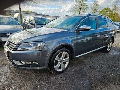 Usata VW Passat Alltrack Basis 140 CV (102 kW) 2014 Grigio Station wagon