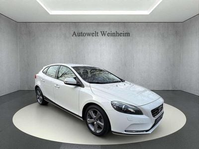 Gebraucht Volvo V40 120 PS (88 kW) 2014 Weiß Limousine