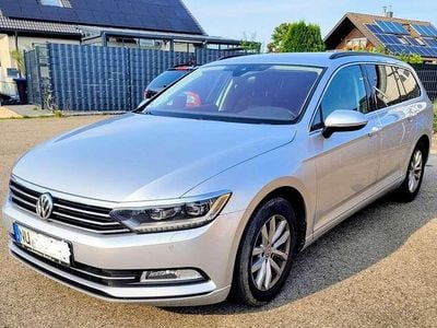 Gebraucht VW Passat Comfortline 150 PS (110 kW) 2018 Silber Kombi