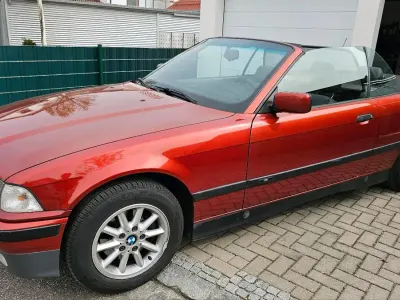 Gebraucht BMW 325 Cabriolet 192 PS (141 kW) 1993 Rot Cabrio