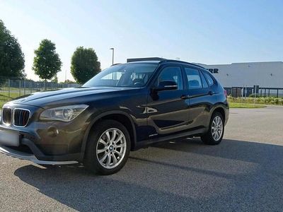 Second-hand BMW X1 143 CP (105 kW) 2014 Negru SUV