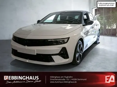 Neu Opel Astra Design Edition 131 PS (96 kW) 2026 Silber Kombi