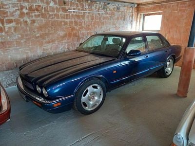 Gebraucht Jaguar XJR 325 PS (239 kW) 1996 Blau Limousine