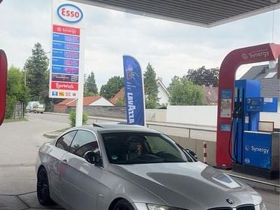 Gebraucht BMW 325 218 PS (160 kW) 2007 Silber Coupé